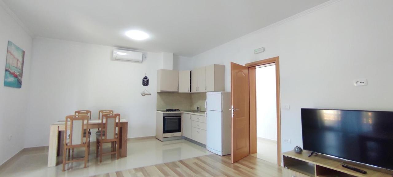 One Bedroom Apartment Gogo With Private Parking Neum Esterno foto