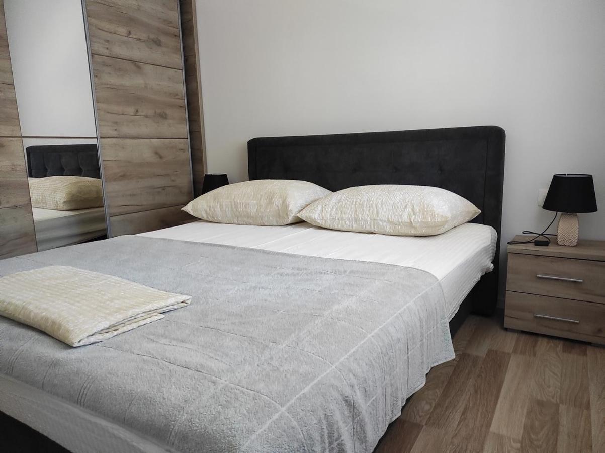 One Bedroom Apartment Gogo With Private Parking Neum Esterno foto
